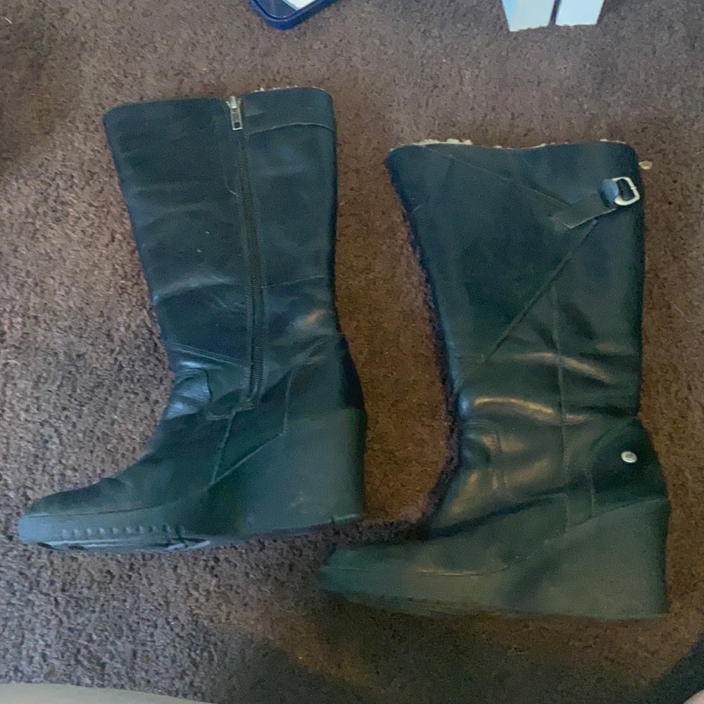 Ugg Corinth boots